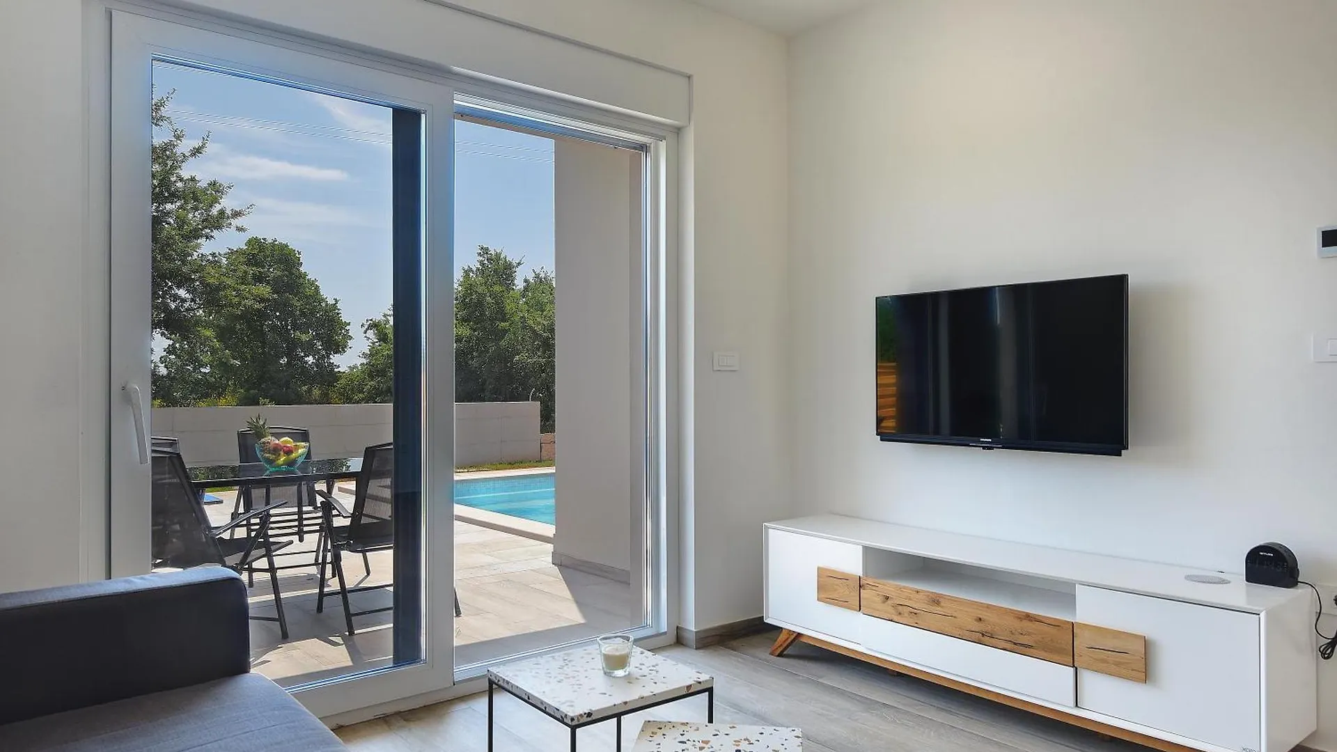 Sunshine Villa Dvori Marcana