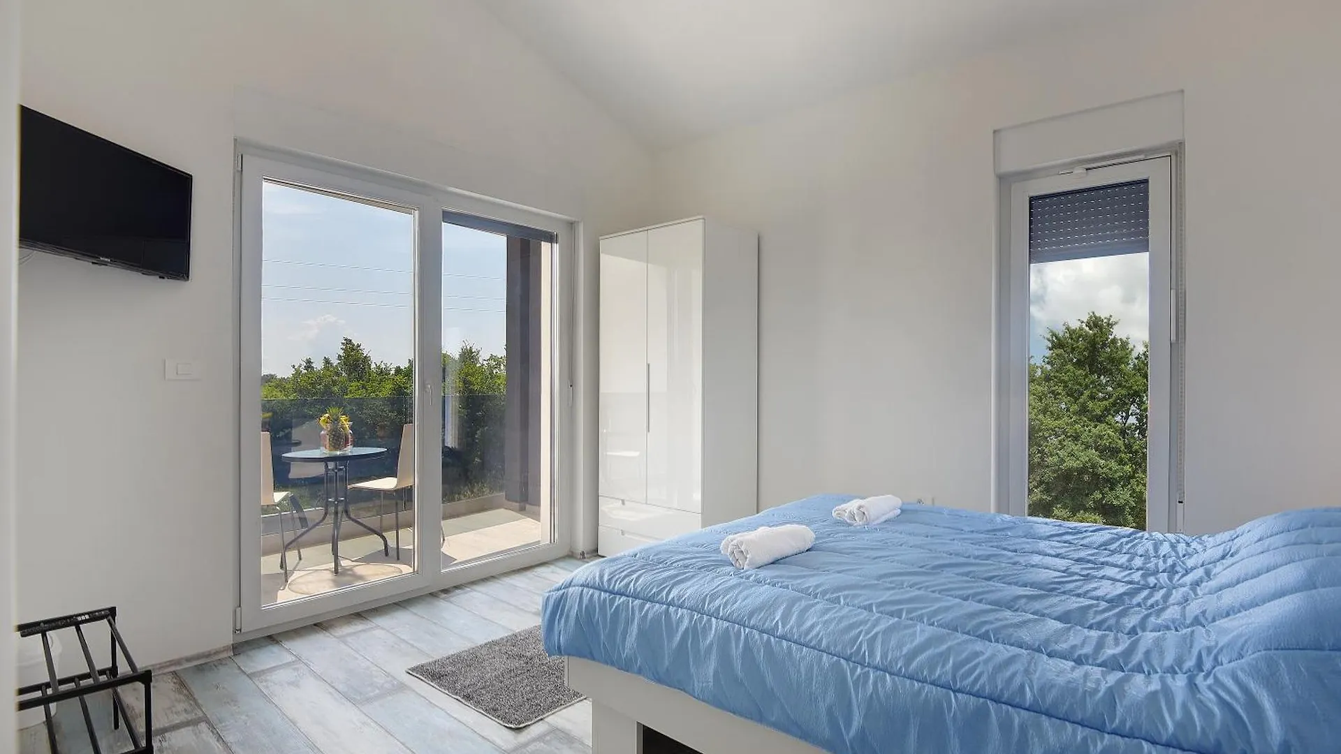 Sunshine Villa Dvori Marcana